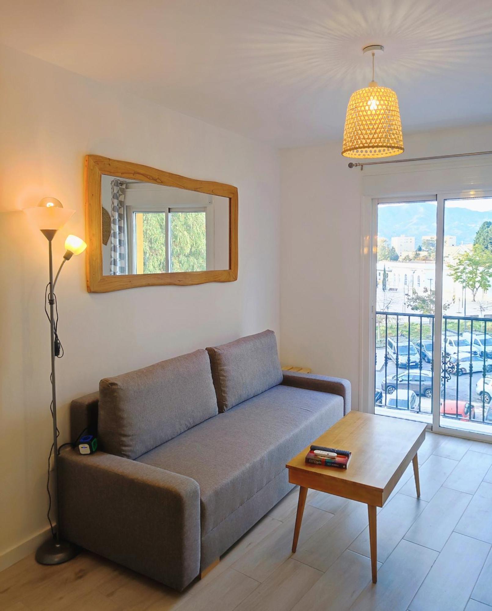 Bright Apartment In Малага Екстериор снимка