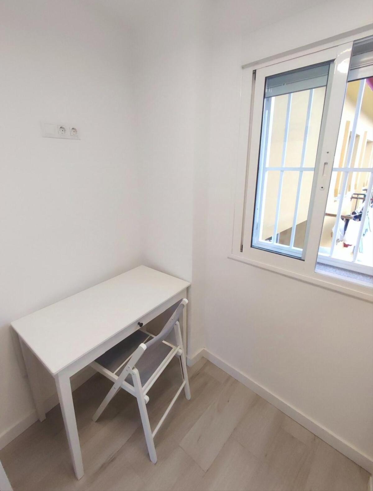 Bright Apartment In Малага Екстериор снимка