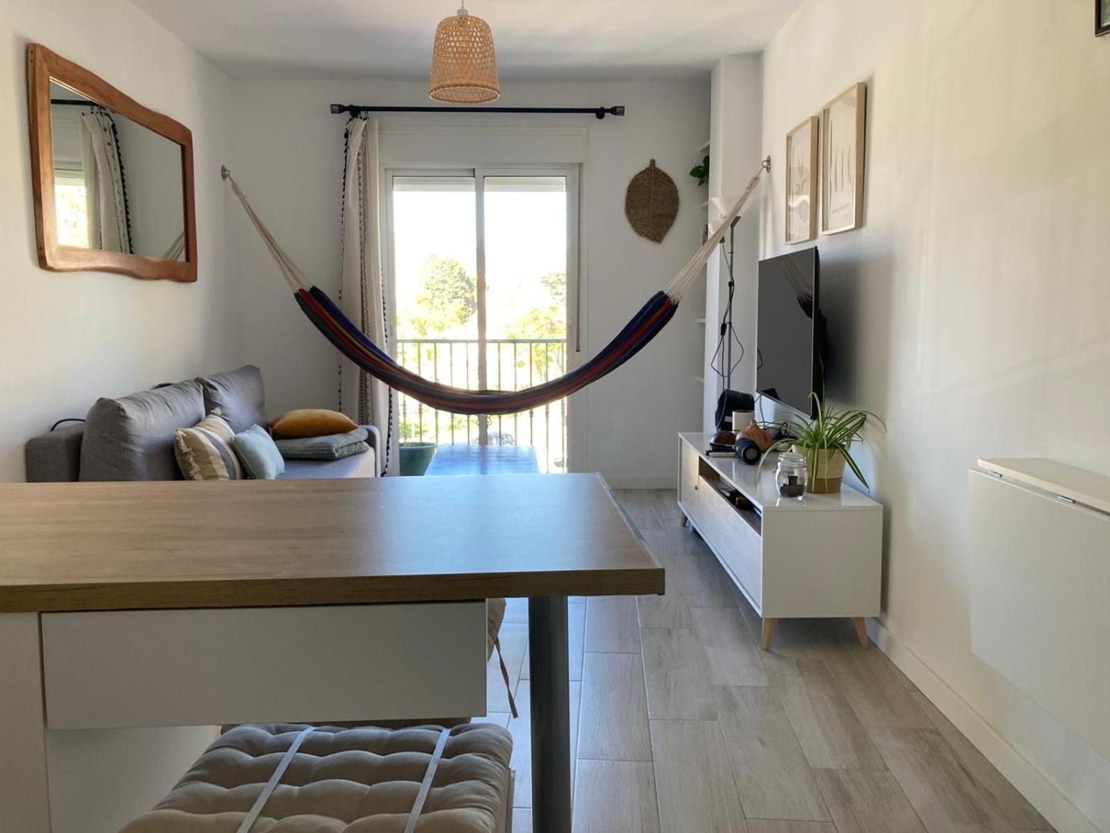 Bright Apartment In Малага Екстериор снимка